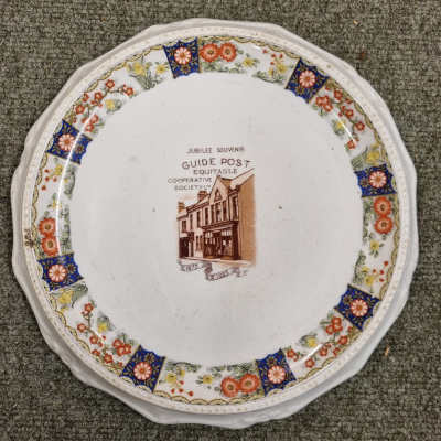 101303 Cake Stand - Jubilee Souvenir 1925, Guide Post Equitable Co-op Society £35